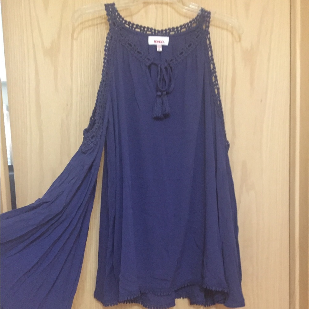 New w tag Blue Cold Shoulder Crochet Blouse XL